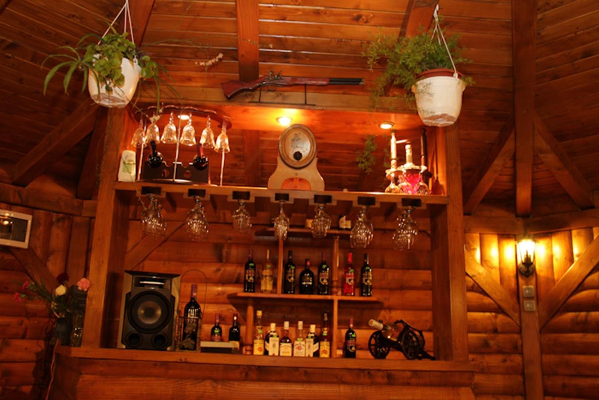 Scrind-Frăsinet 克劳迪娅旅馆酒店 外观 照片