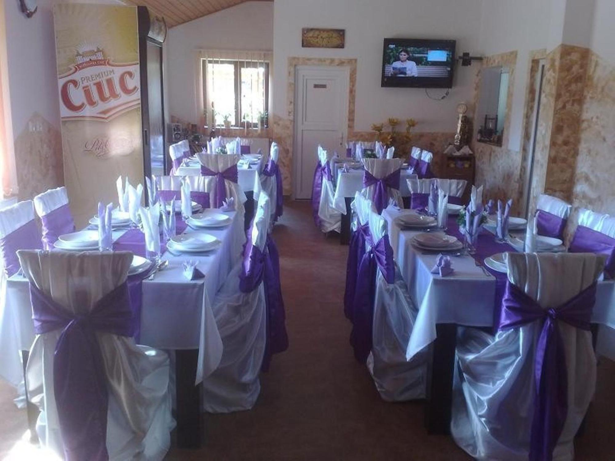 Scrind-Frăsinet 克劳迪娅旅馆酒店 外观 照片