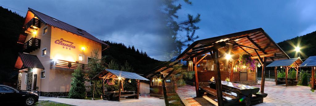 Scrind-Frăsinet 克劳迪娅旅馆酒店 外观 照片